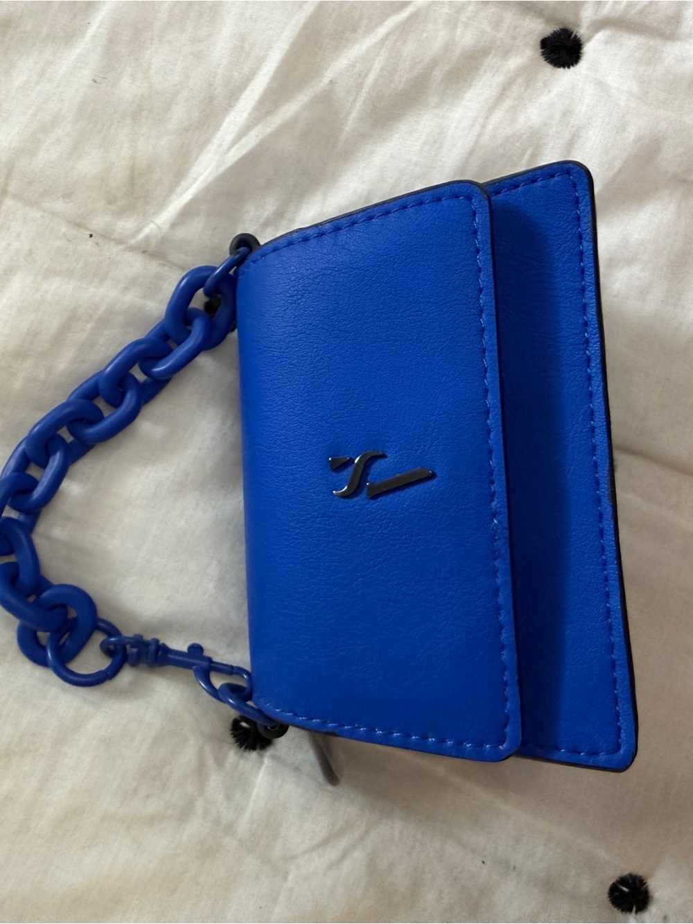 Simply Vera Vera Wang Royal Blue Mini Chain Wallet